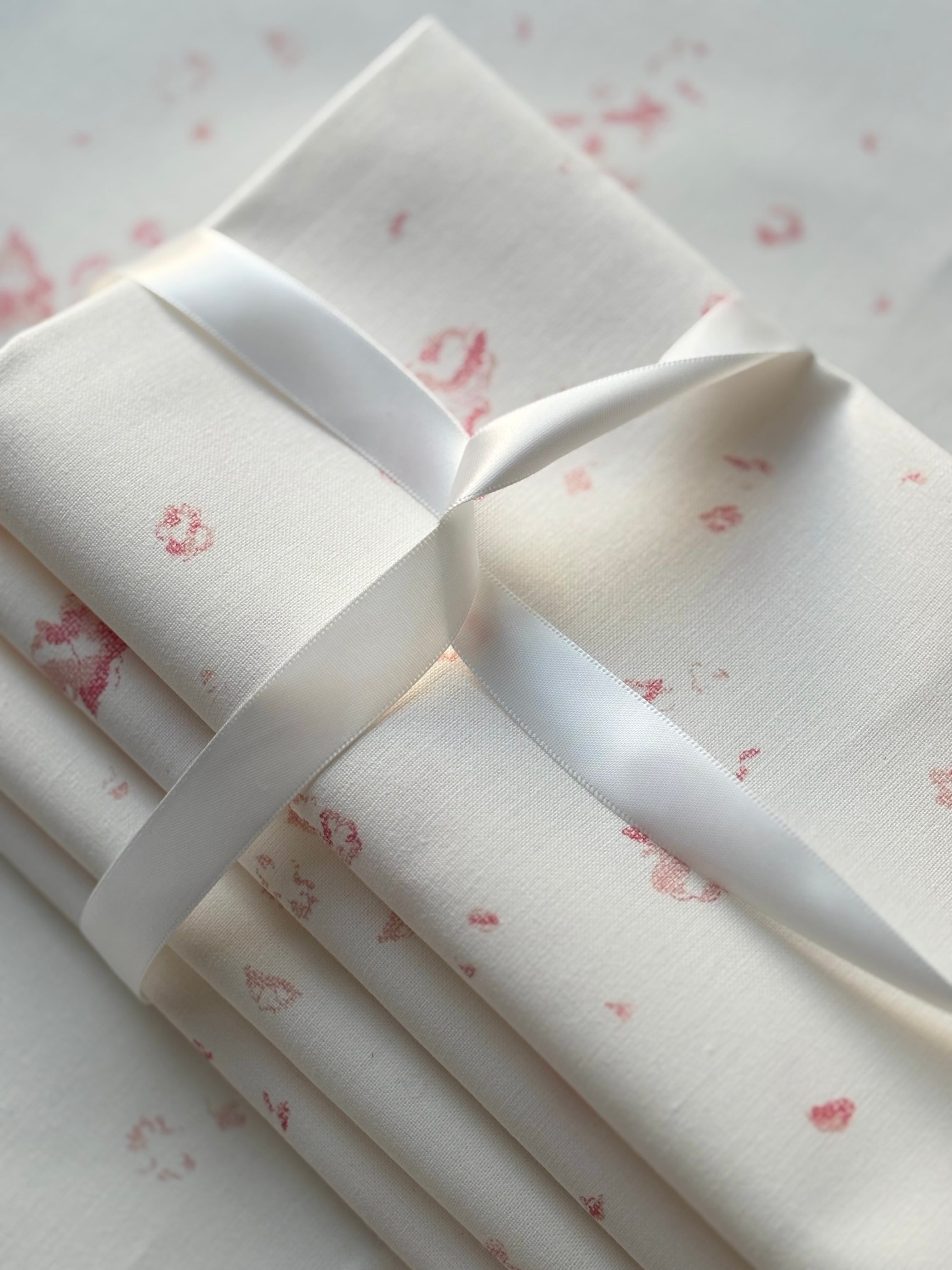 Napkin in Ditsy Pink- Set of 4
