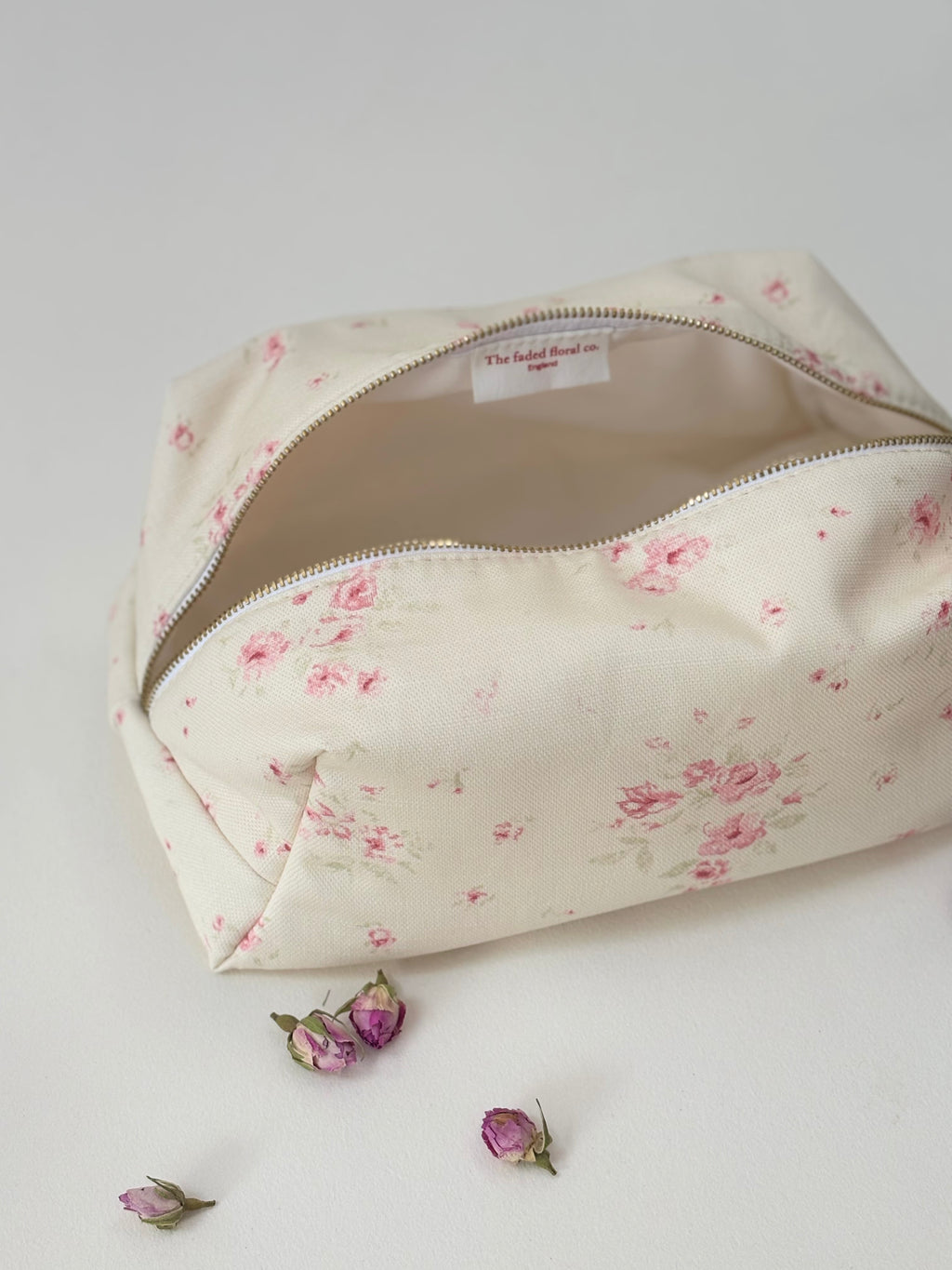Make-Up Bag in Fleurette