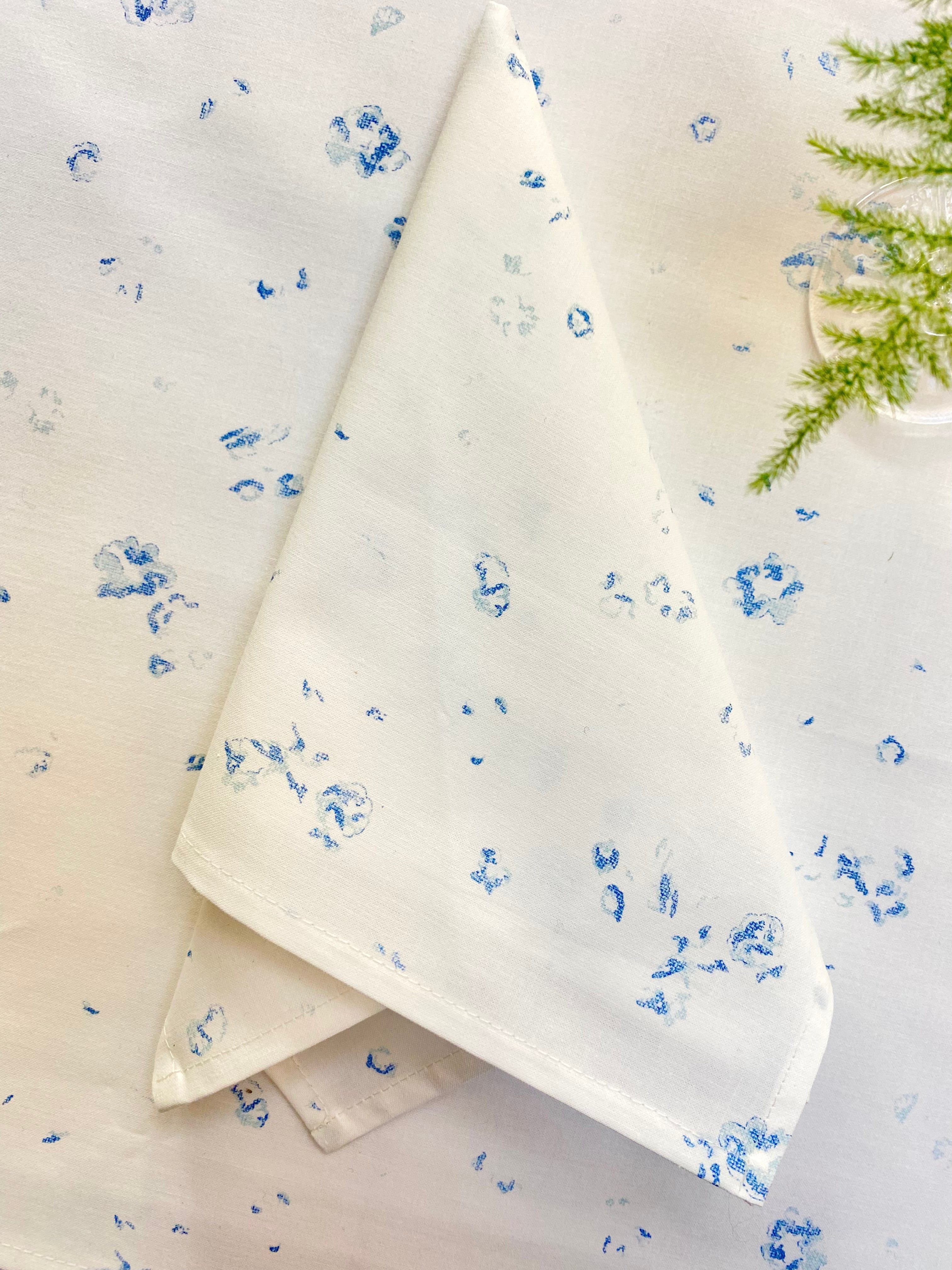 Napkin in Ditsy Bleu