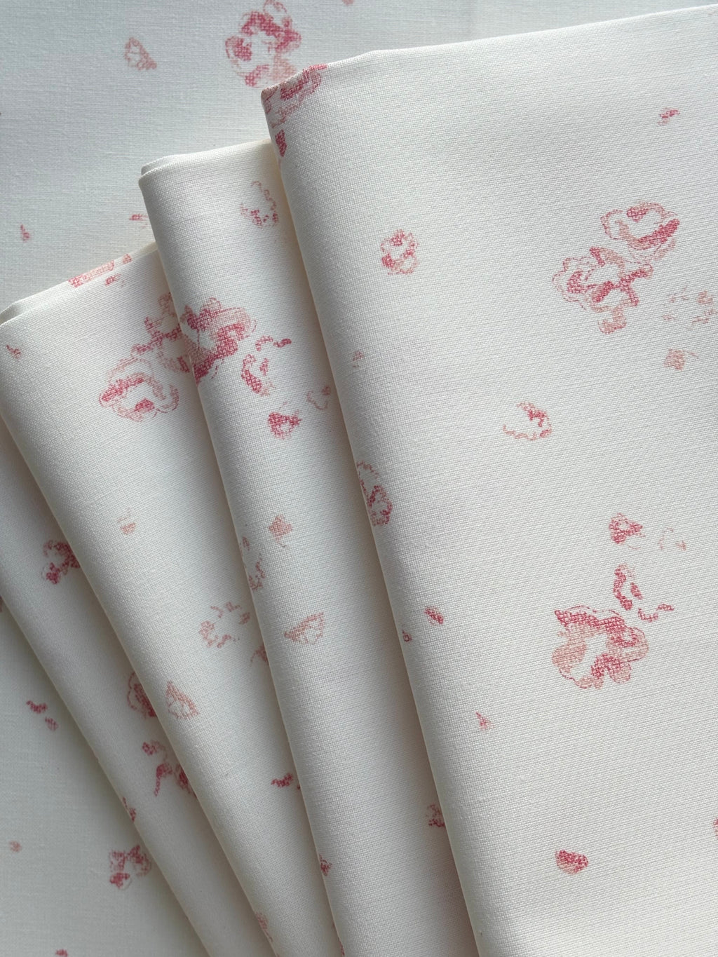 Napkin in Ditsy Pink- Set of 4