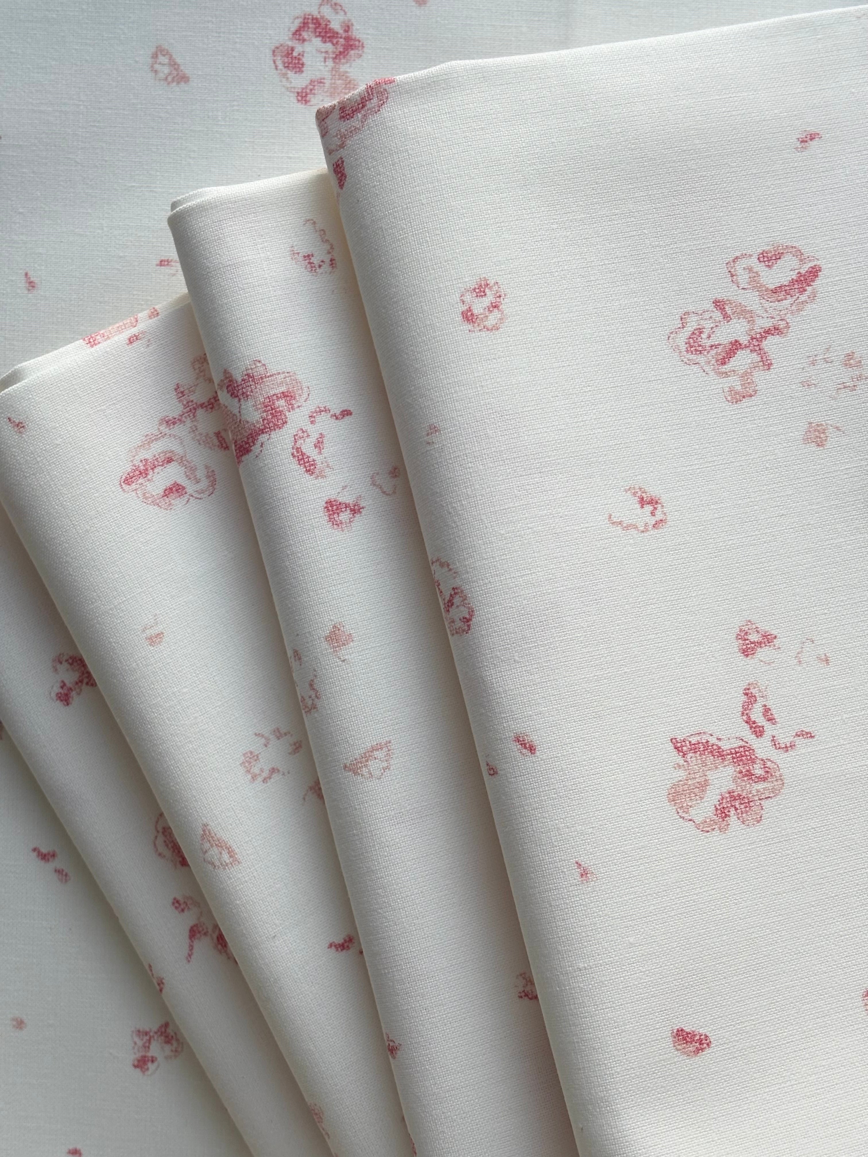 Napkin in Ditsy Pink- Set of 4