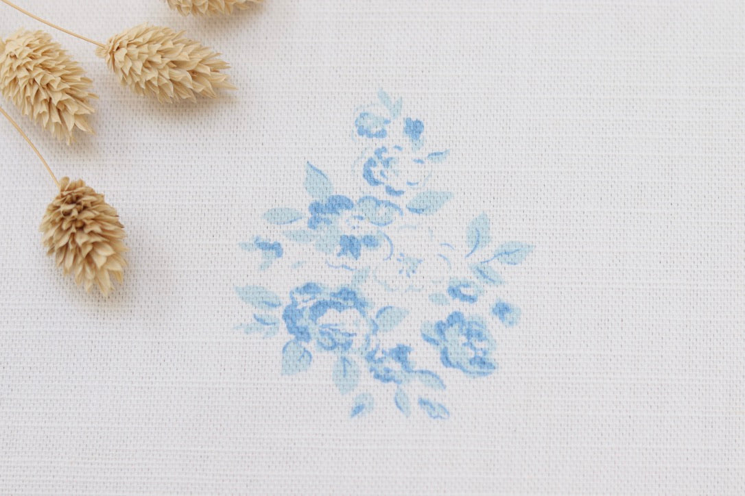 Petite Fleur Bleu on Oyster Linen