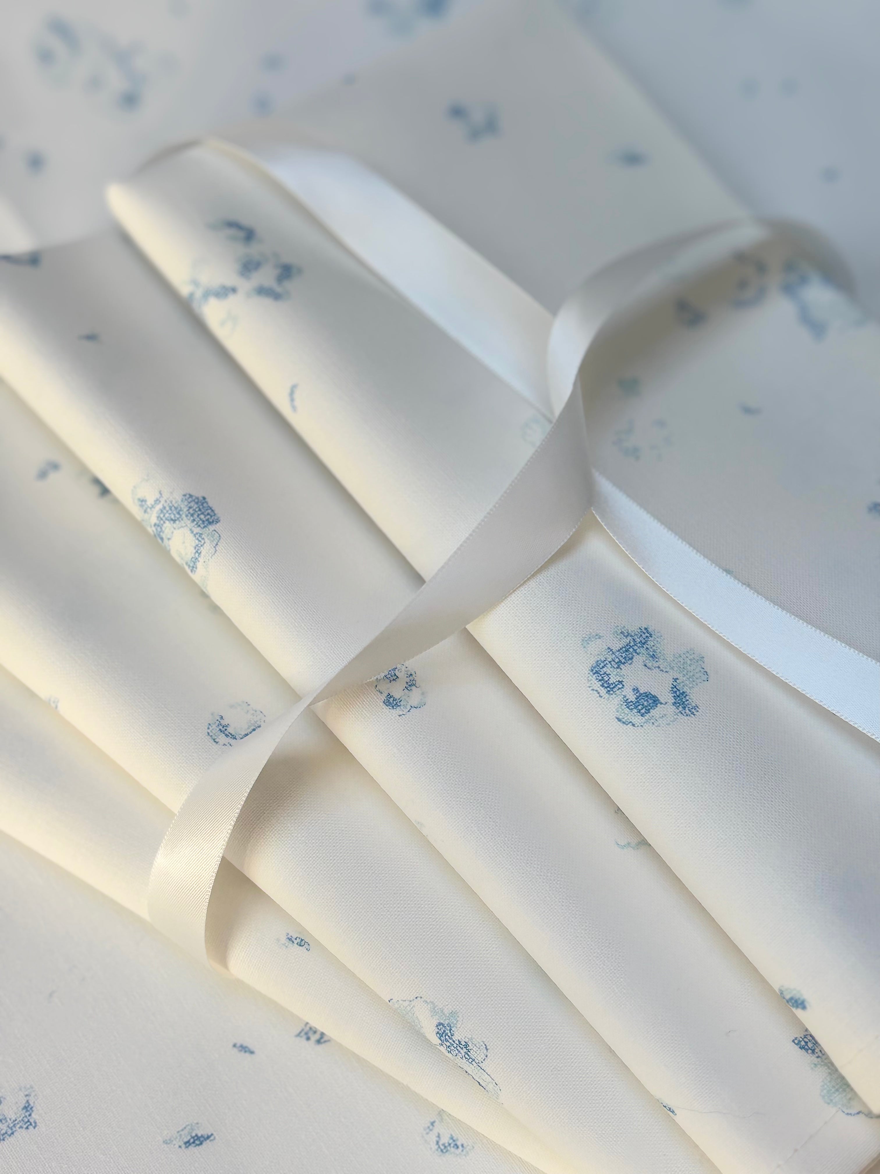 Napkin in Ditsy Bleu - Set of 4